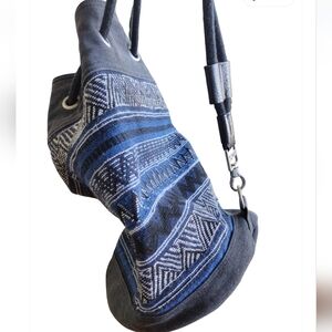 Tom's Blue and Gray Patterned Shoulder Bag